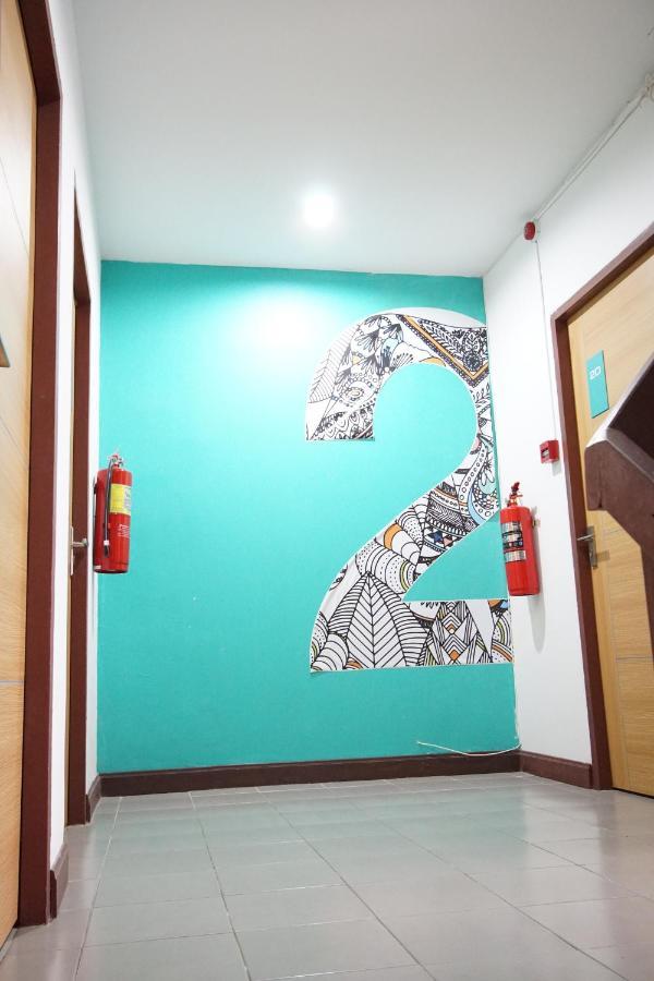 Patong Bedbox Guesthouse And Hostel מראה חיצוני תמונה